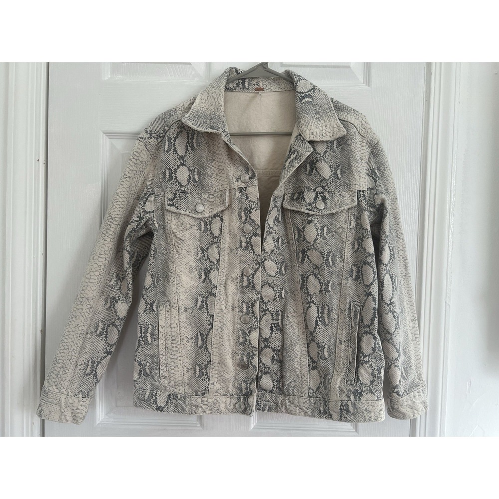 Free People Snake Print Denim Trucker Jacket Womens Size S Coquette Y2K Edgy Alt - Picture 2 of 11